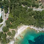 Vilă - Almyra